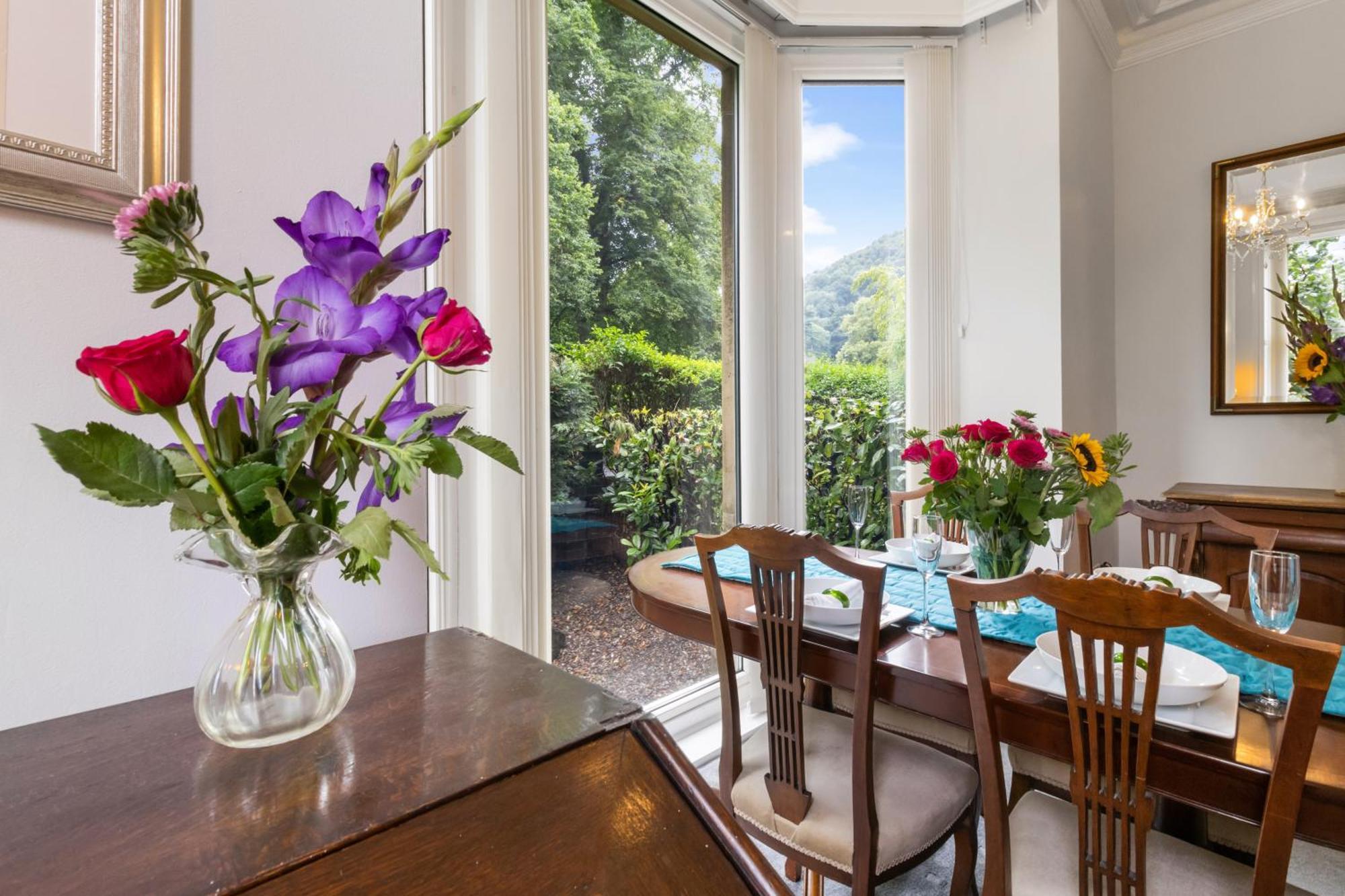 Elegant Malvhina Retreat On The Malvern Hills Грейт Малвърн Екстериор снимка